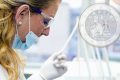 Nuova moneta 2 euro dedicata a medici e infermieri